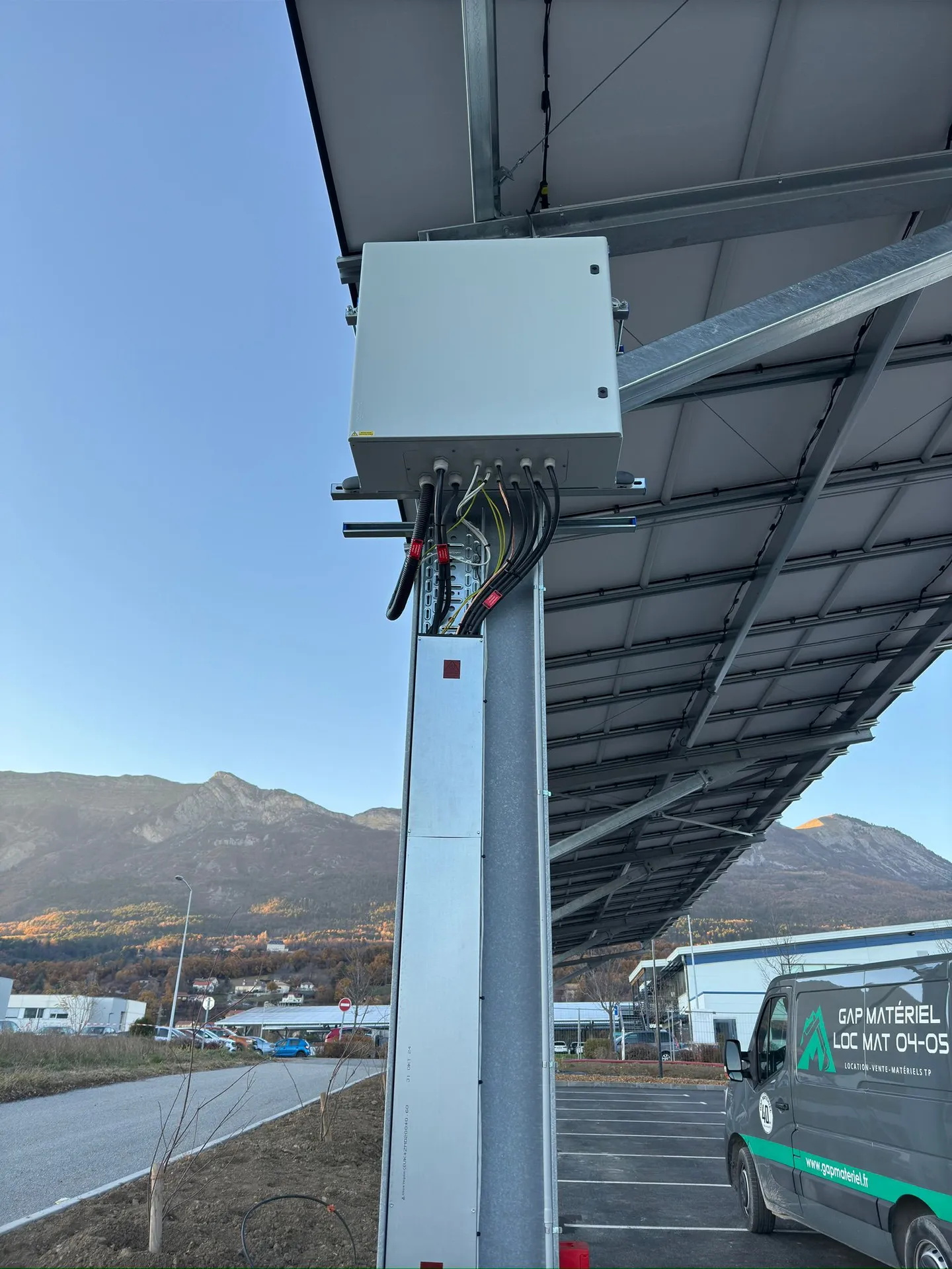 WhatsApp Image 2024-12-05 at 09.00.36