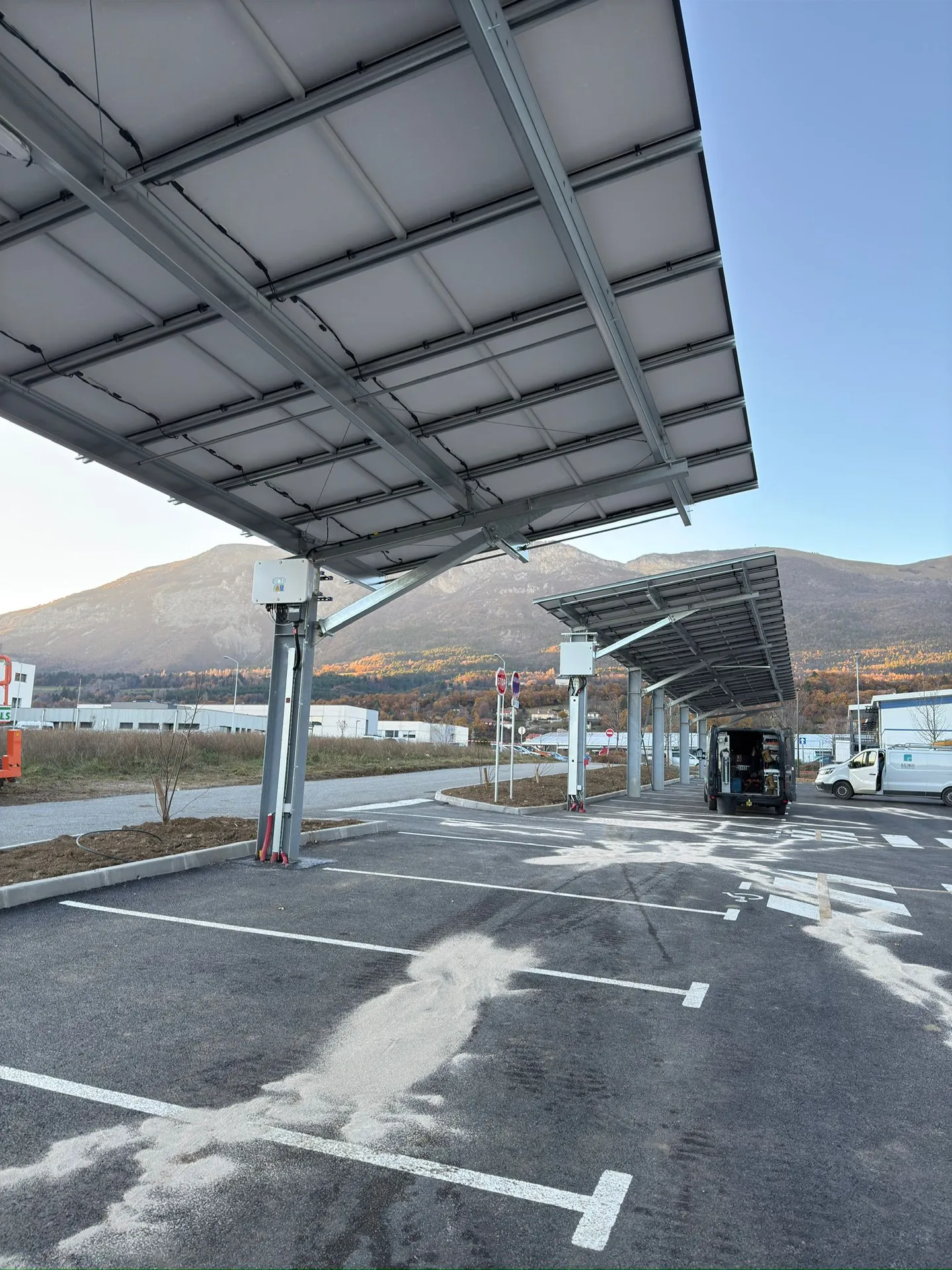 WhatsApp Image 2024-12-05 at 09.00.40